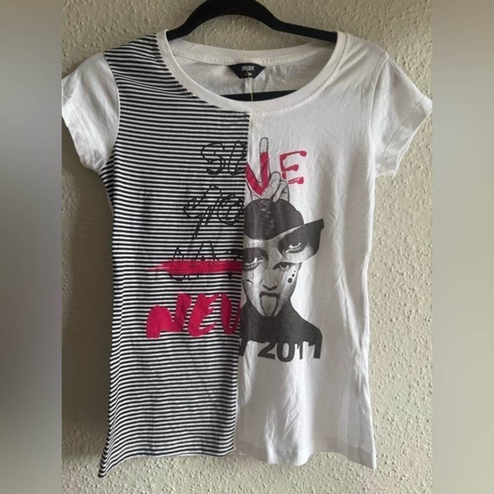 Max Kids Graphic Tee - Black and White Size S/10
